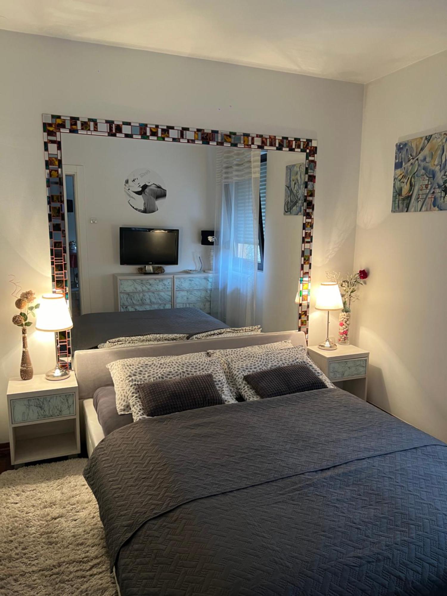 Apartment Sweet Dreams-Close To Zoo,Dinamo Stadium And The City Center Загреб Екстер'єр фото
